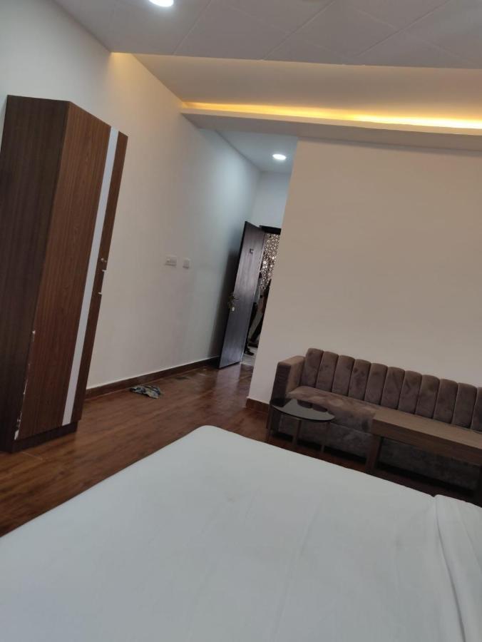 Hotel Virasat By Bookingcare Chhatarpur 外观 照片
