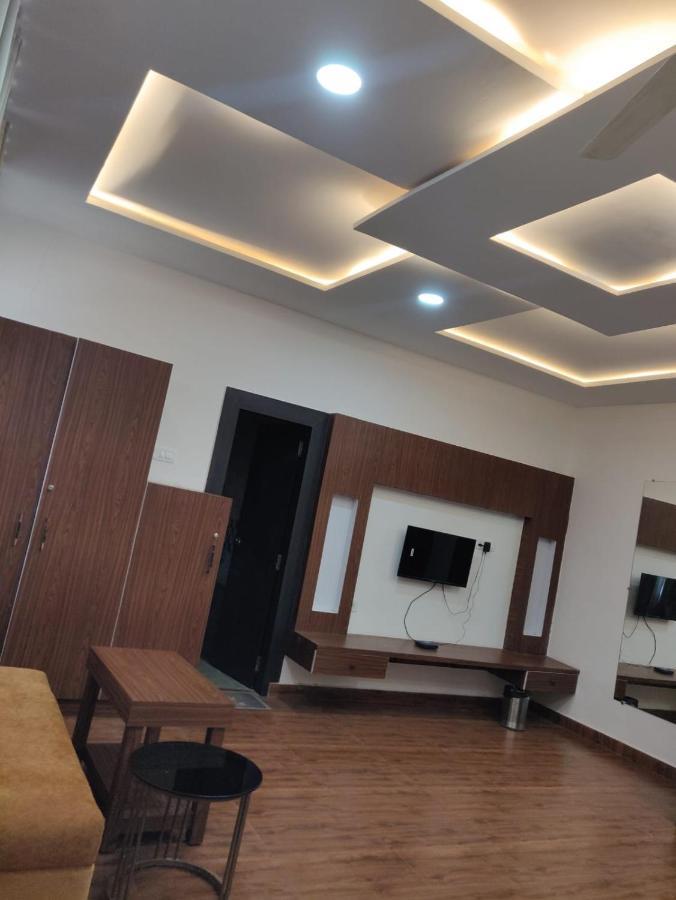 Hotel Virasat By Bookingcare Chhatarpur 外观 照片