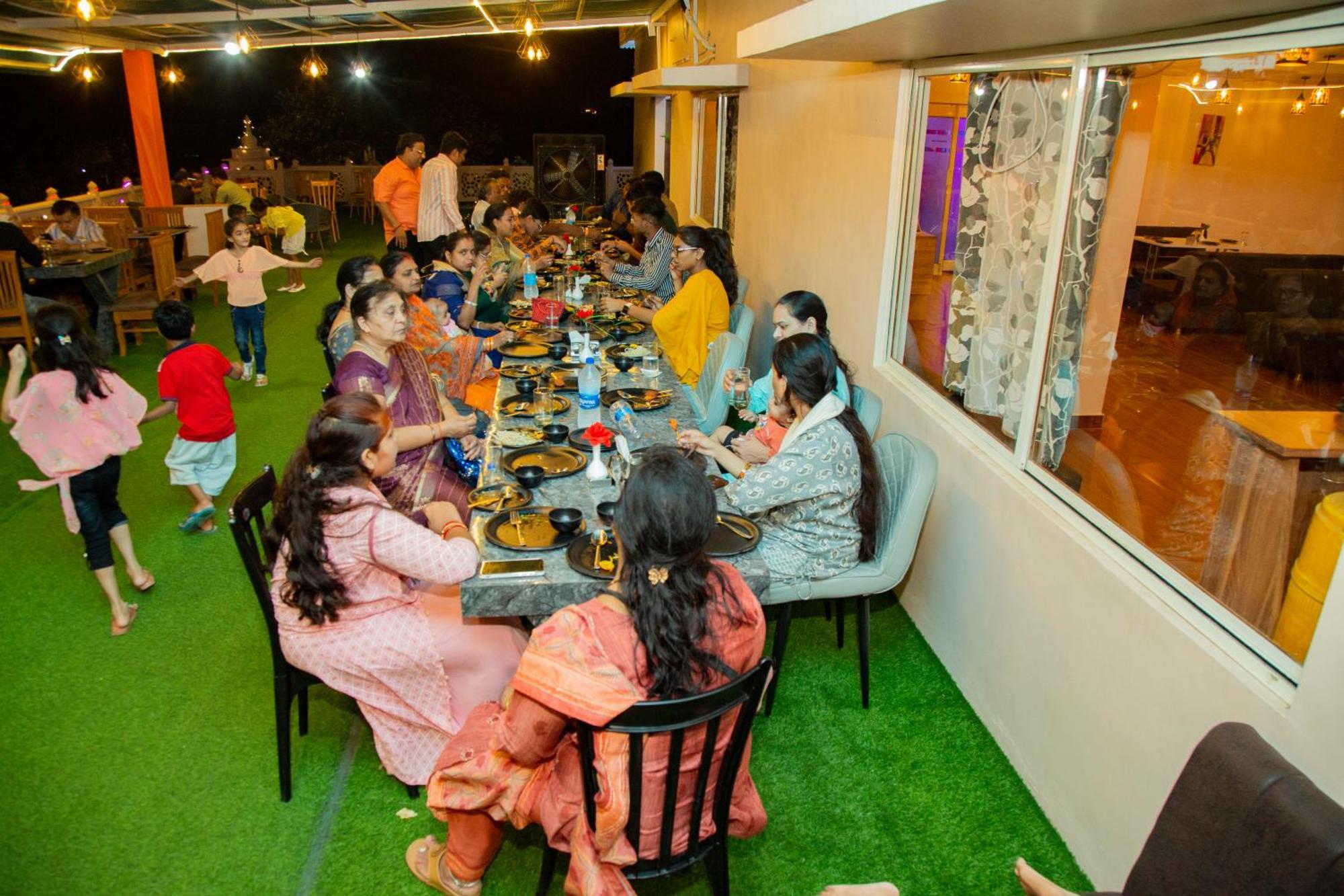 Hotel Virasat By Bookingcare Chhatarpur 外观 照片